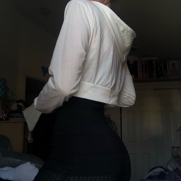 White cropped mini jacket - Picture 4 of 4